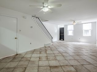 1030 S Chadwick St, Philadelphia, PA 19146