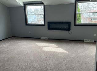232 Vine Ln FLOOR 2, Buffalo, NY 14228