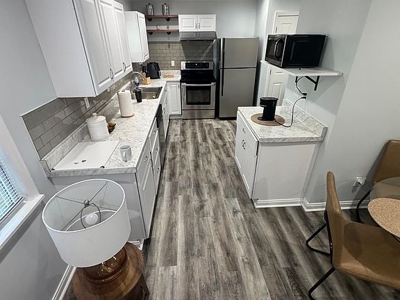 4th image of 193 Biscayne Blvd