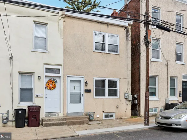 39 W Front St, Bridgeport, PA 19405