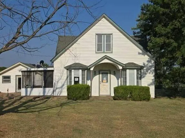 6301 N Liberty Ave, Newkirk, OK 74647