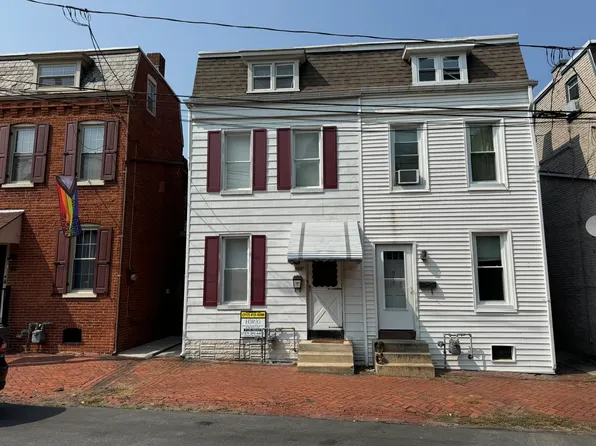 911 Blunston St, Columbia, PA 17512