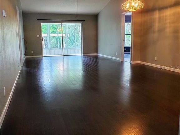 3rd image of 1446 Watermill Cir