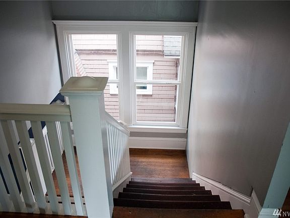3rd image of 4734 17th Ave NE