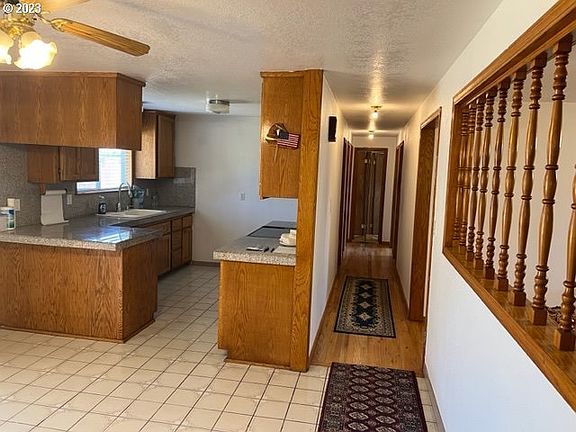 5th image of 9215 NE 95th St