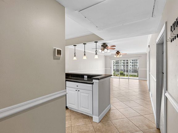 4th image of 2871 N OCEAN Boulevard N #V345
