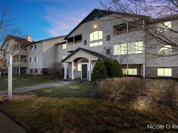8637 S Jasonville Ct SE, Caledonia, MI 49316