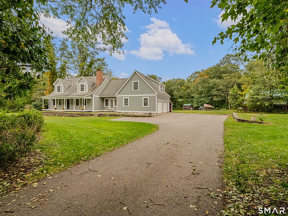 2nd image of 440 West Road