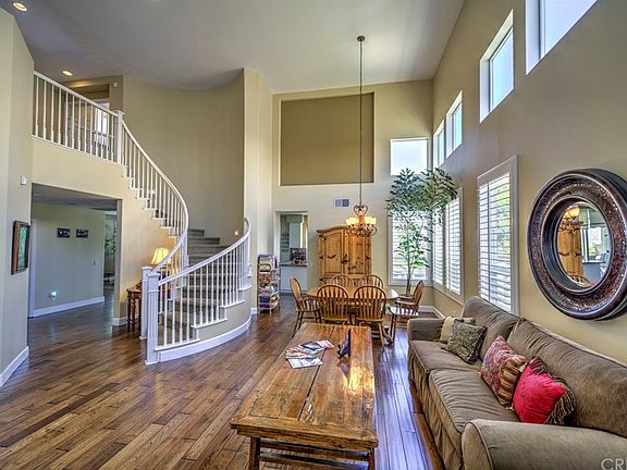 3rd image of 28829 Garnet Canyon Dr
