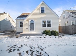 124 N 5th Ave, Morton, IL 61550