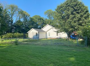 611 Campbell Rd, Evansville, IN 47725