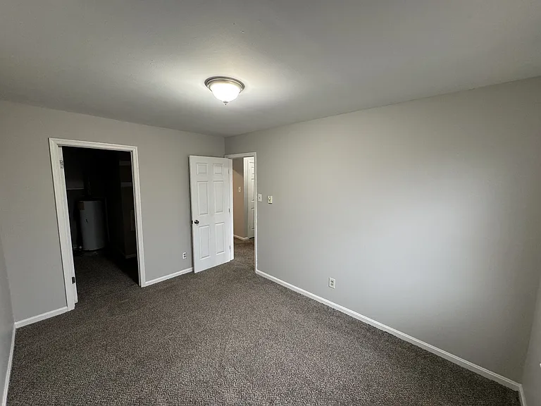 119 Park St — Photo 8