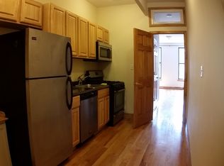 886 Manhattan Ave APT 2R, Brooklyn, NY 11222