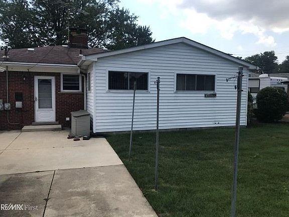 5th image of 20837 Bayside St