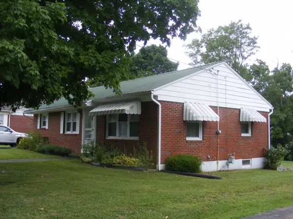 105 McClelland Ct, Campbellsville, KY 42718
