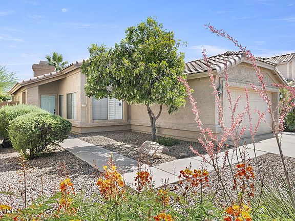 4th image of 459 W BOLERO Drive
