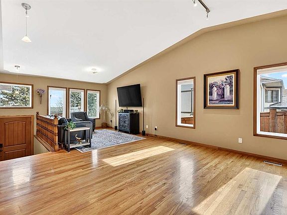 4th image of 5027 E Norris Rd NW