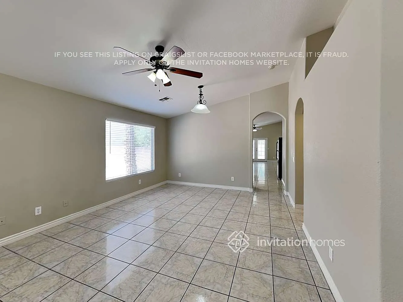 1530 W Saint Anne Ave Phoenix, AZ 85041 — Photo 3