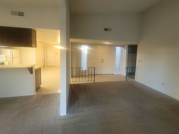 5th image of 8976 Autumnwood Dr