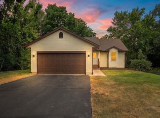 3210 Piper Ct, Rockford, IL 61114