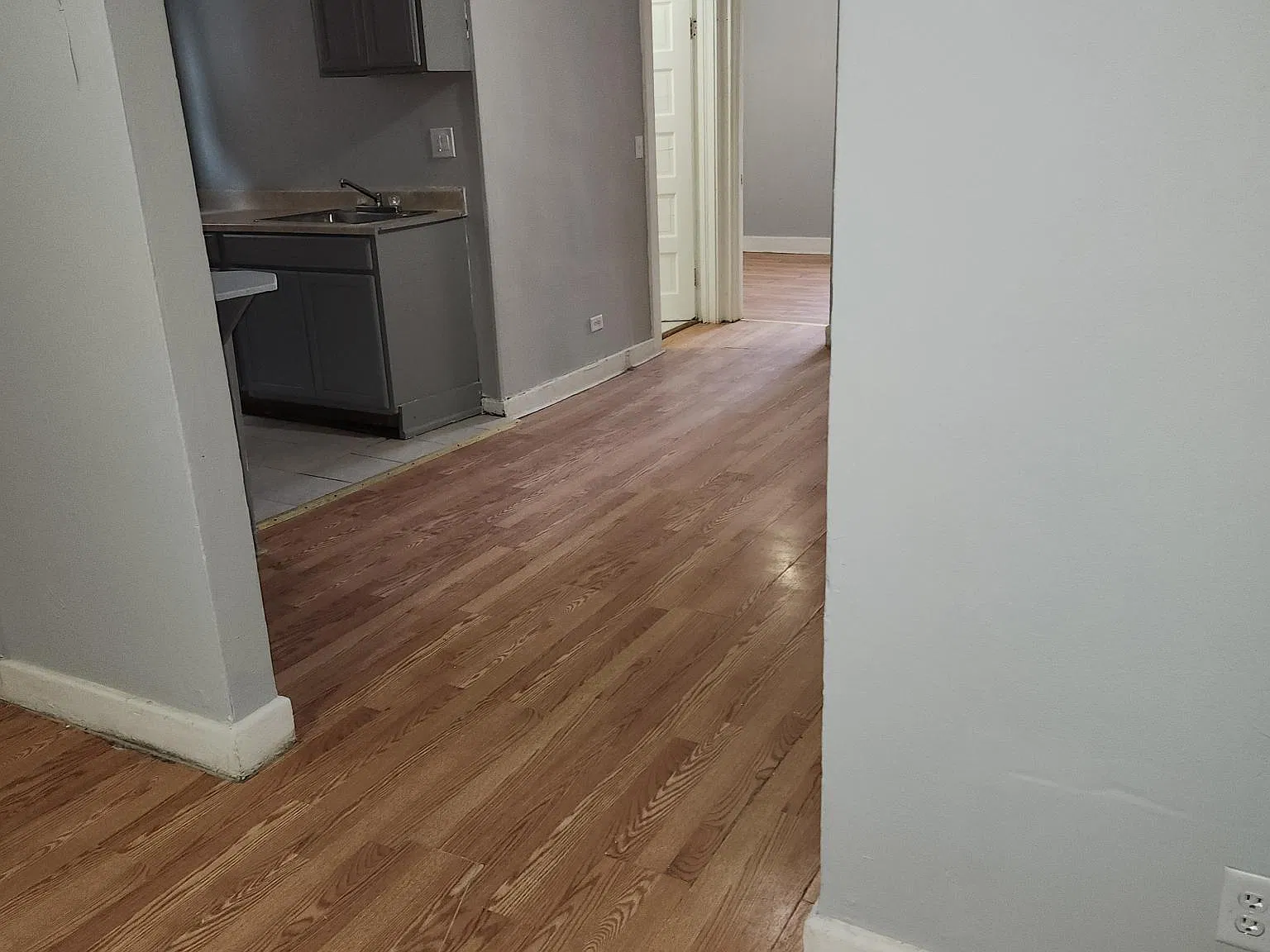 3 bed, $1,199 — Photo 4