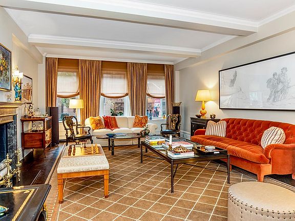 2nd image of 15 W 81st St #3F