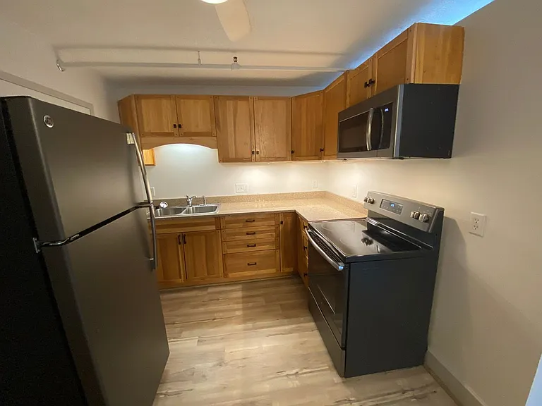 124 Beech St #207 — Photo 9