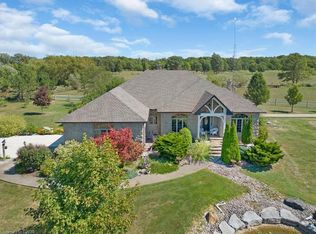 1945 Abingdon Rd, West Lincoln, ON L0R1E0