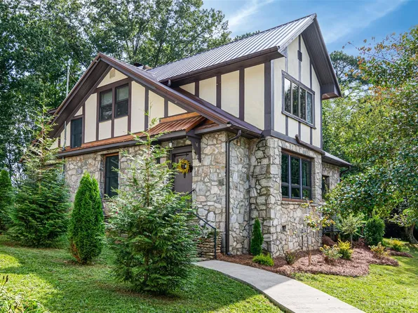 47 Norton Way, Lake Junaluska, NC 28745