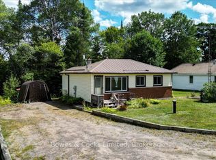 2146 Loop Rd, Highlands East, ON K0L 2Y0
