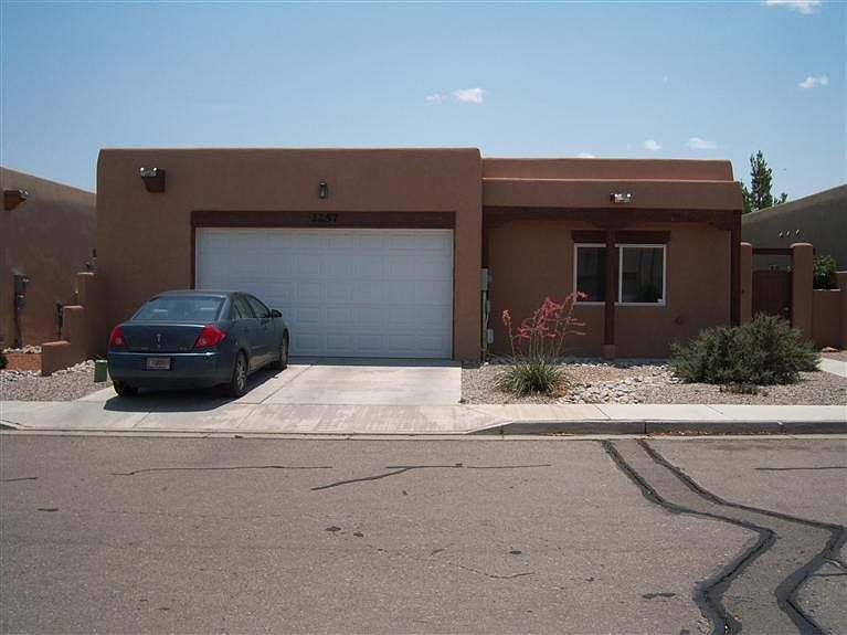 1st image of 2257 Calle De Ortiz SW