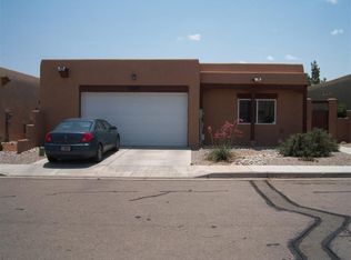 2257 Calle De Ortiz SW, Los Lunas, NM 87031