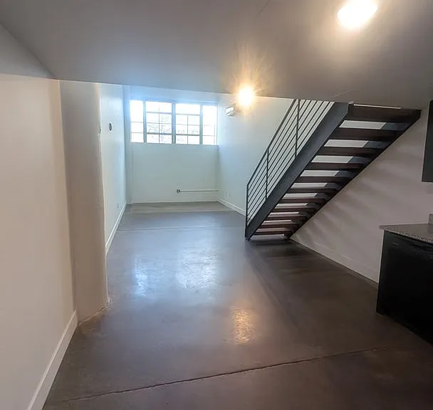 435 Tyler St — Photo 21