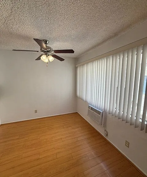 10856 Rose Ave #104 — Photo 4