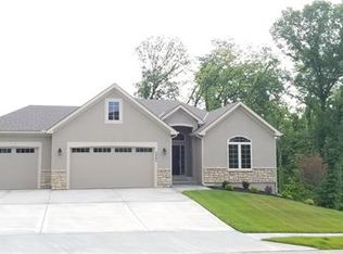 5865 NW Thousand Oaks Dr, Kansas City, MO 64152