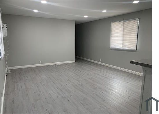 4th image of 3490 Fort McHenry Dr