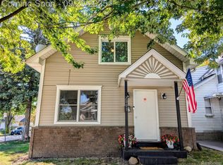 2001 Becker St, Flint, MI 48503