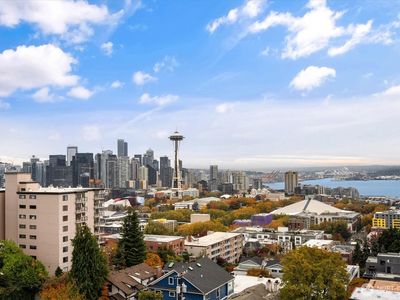 7 Highland #704, Seattle, WA, 98109