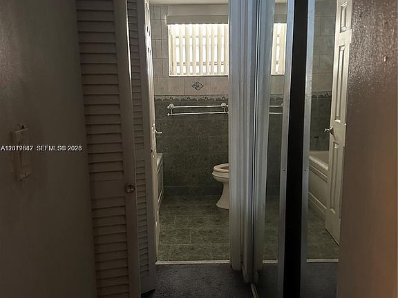 3rd image of 19051 NE 2nd Ave APT 1514