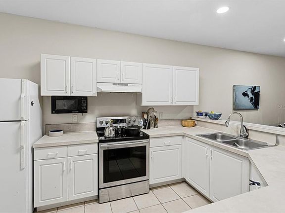 5th image of 13200 W Newberry Rd #86