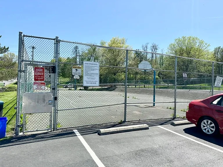 1 Russian Olive Dr — Photo 13