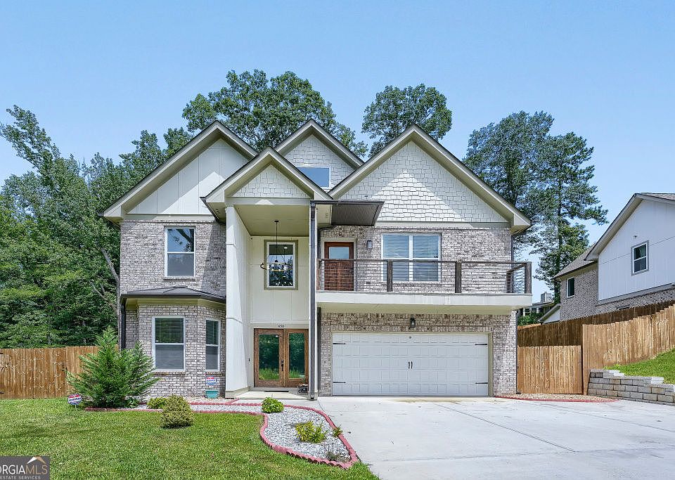 1st image of 658 Rockbridge Rd NW