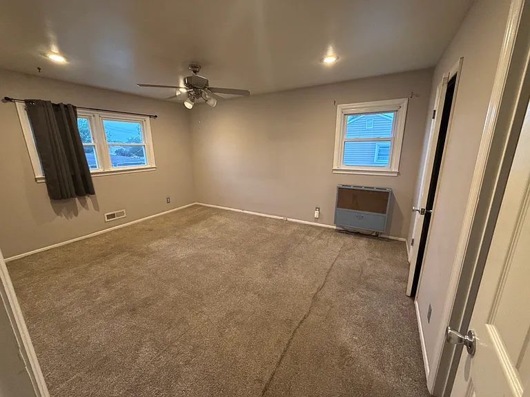 19 Enright Ave — Photo 17