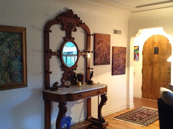 Ceiling details, arches, etc