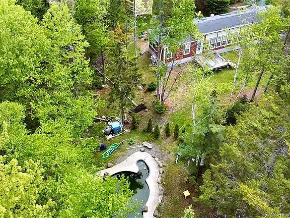 2nd image of 95 Neck Rd