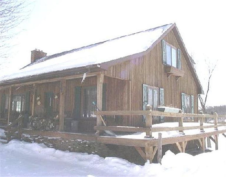 3rd image of 215 MERRY Road