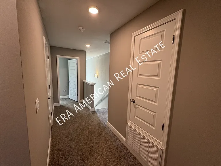 838 Fairview Dr — Photo 24
