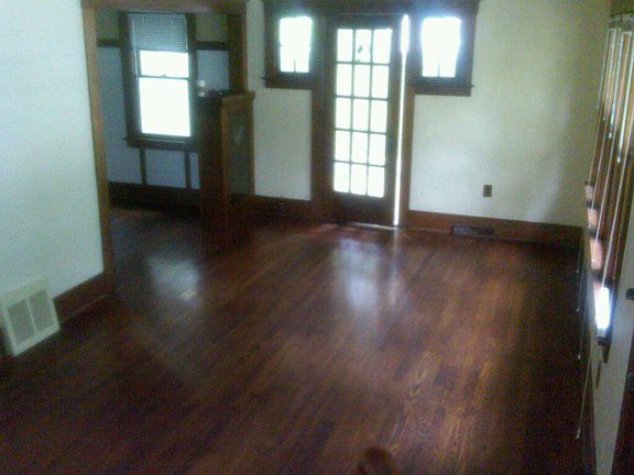 5th image of 1502 N Washington Ave