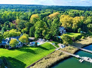 23 Blossom Cove Rd, Red Bank, NJ 07701