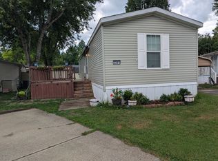 2269 Wellington Green Dr, Clarksville, IN 47129
